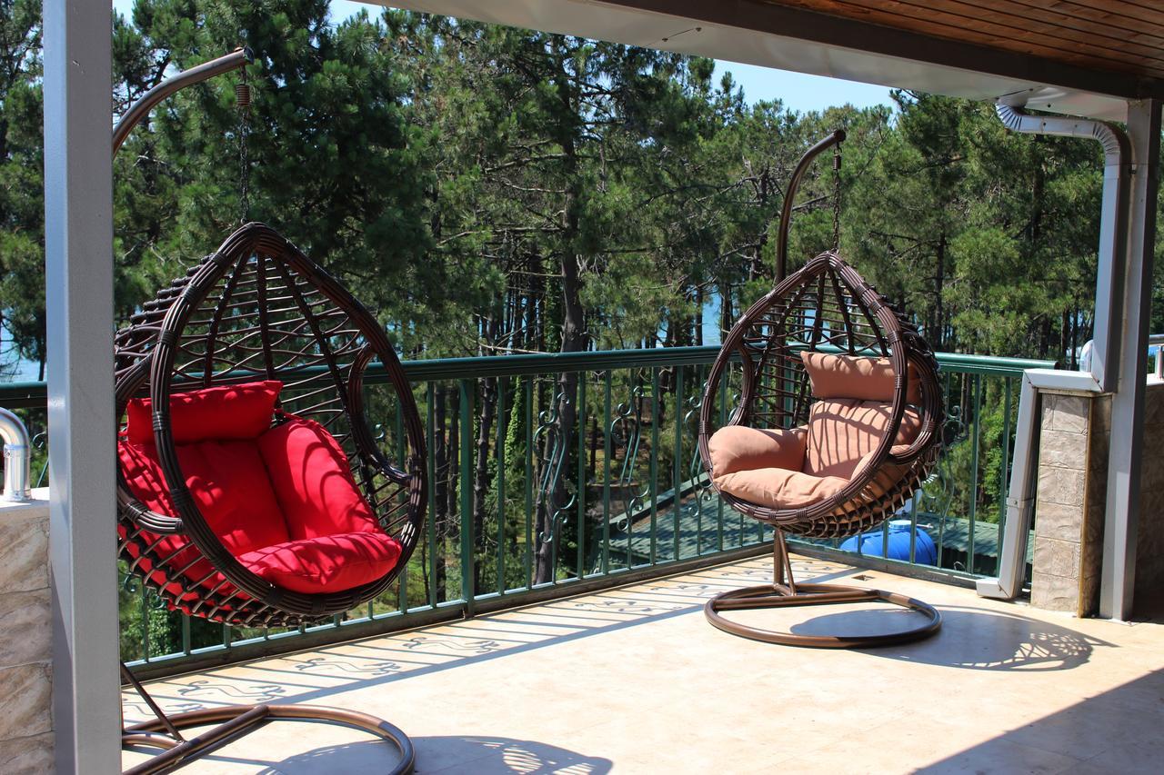 Golden Fleece Hotel Ureki Esterno foto