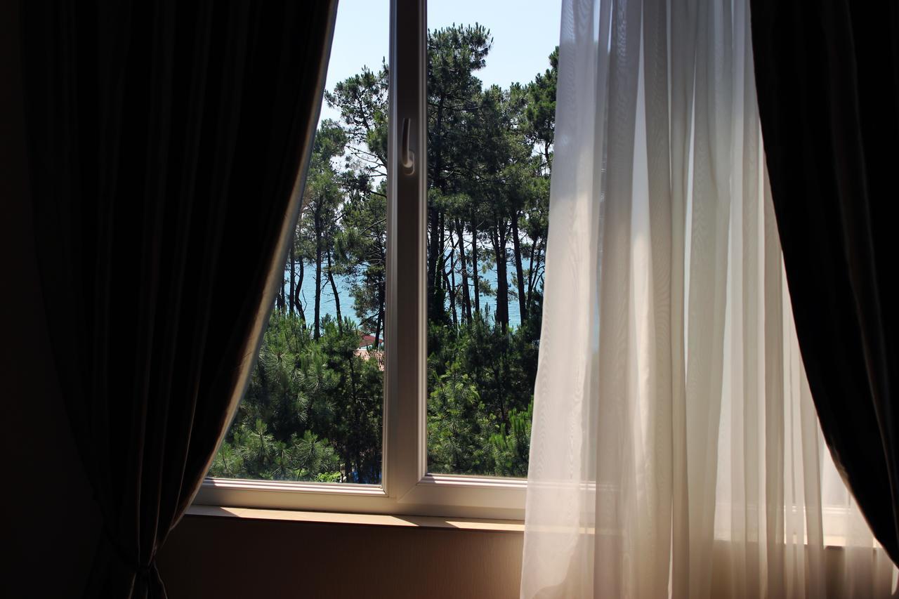 Golden Fleece Hotel Ureki Esterno foto